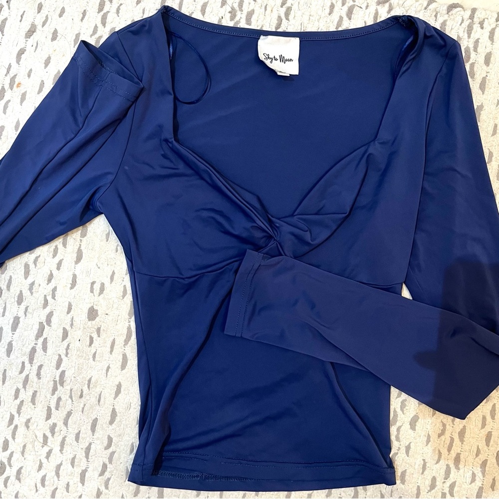 Blue Seamless Twist Front Long Sleeve